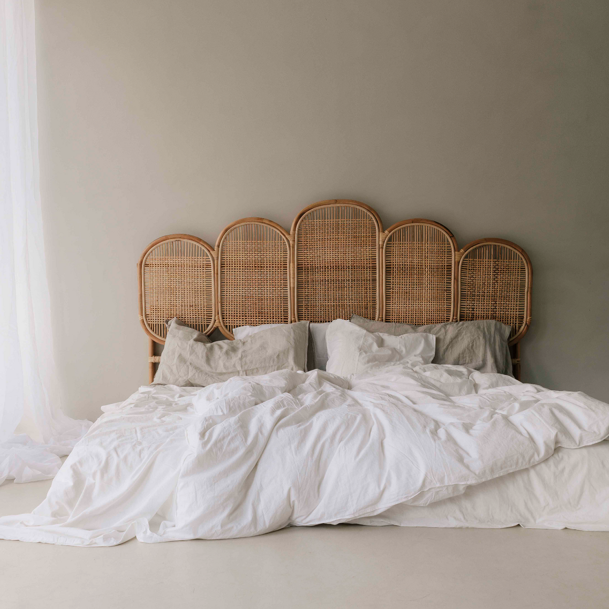 Round deals rattan bedhead